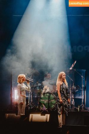 Pommelien Thijs фото #0048