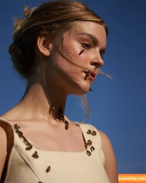 Pommelien Thijs photo #0198