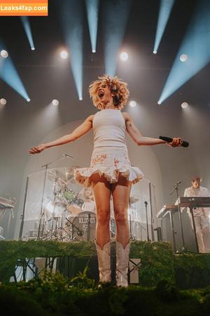 Pommelien Thijs photo #0249