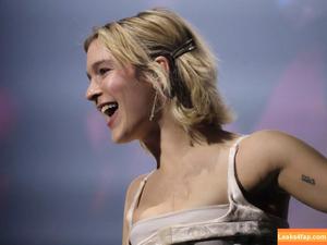 Pommelien Thijs photo #0579