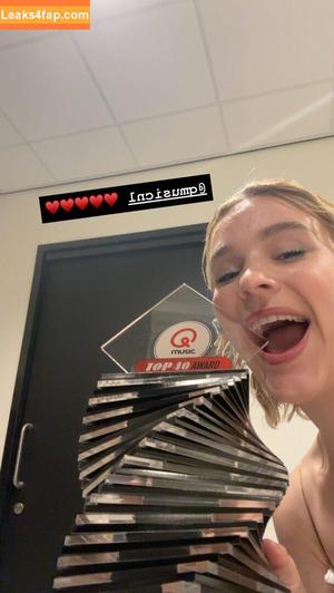 Pommelien Thijs photo #0596