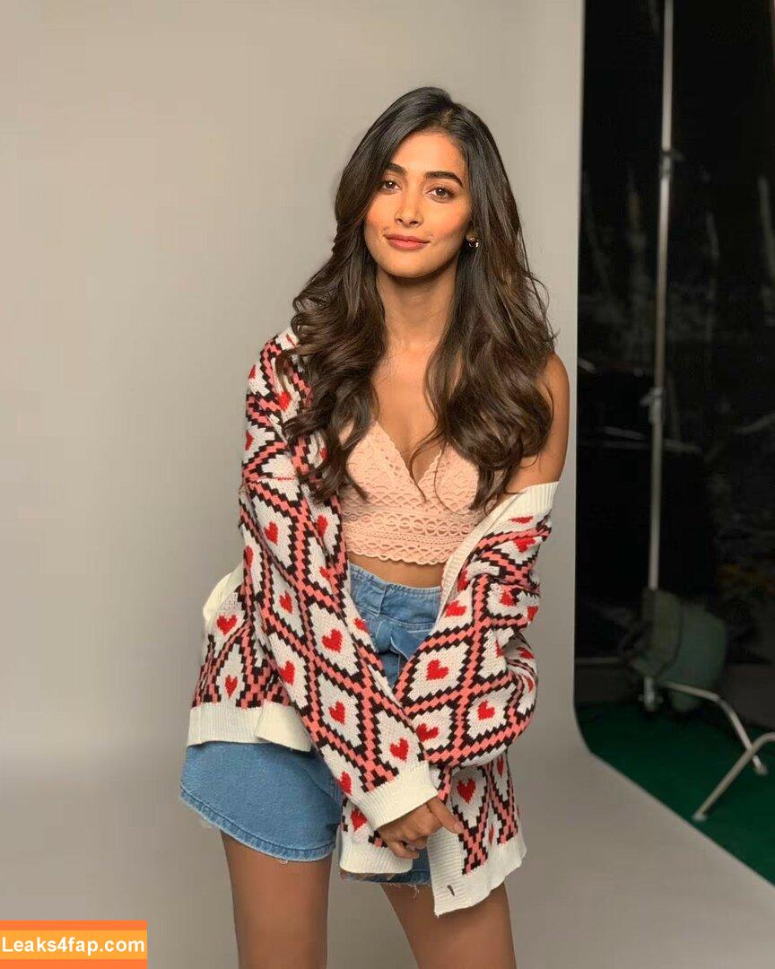 Pooja Hegde / hegdepooja leaked photo photo #0053