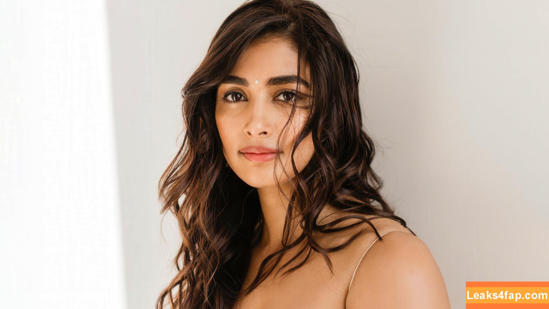 Pooja Hegde / hegdepooja leaked photo photo #0065