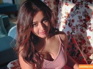 Poonam Bajwa photo #0012