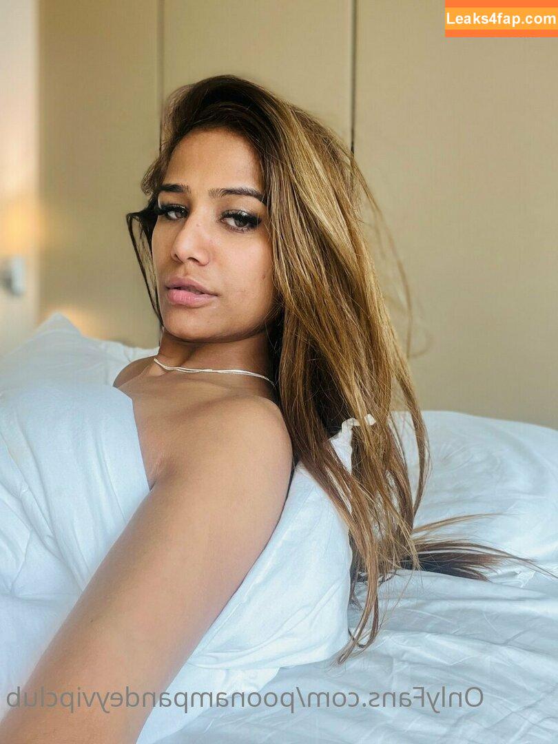 Poonam Pandey / Indian Goddess / iPoonampandey / poonampandeytv leaked photo photo #0019