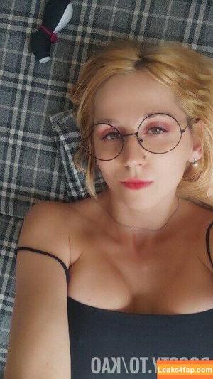 popkaomi photo #0725