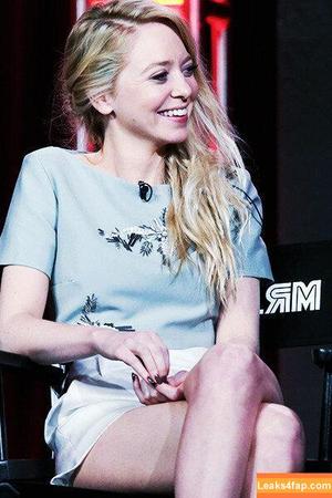 Portia Doubleday фото #0006