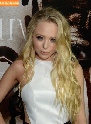 Portia Doubleday фото #0039