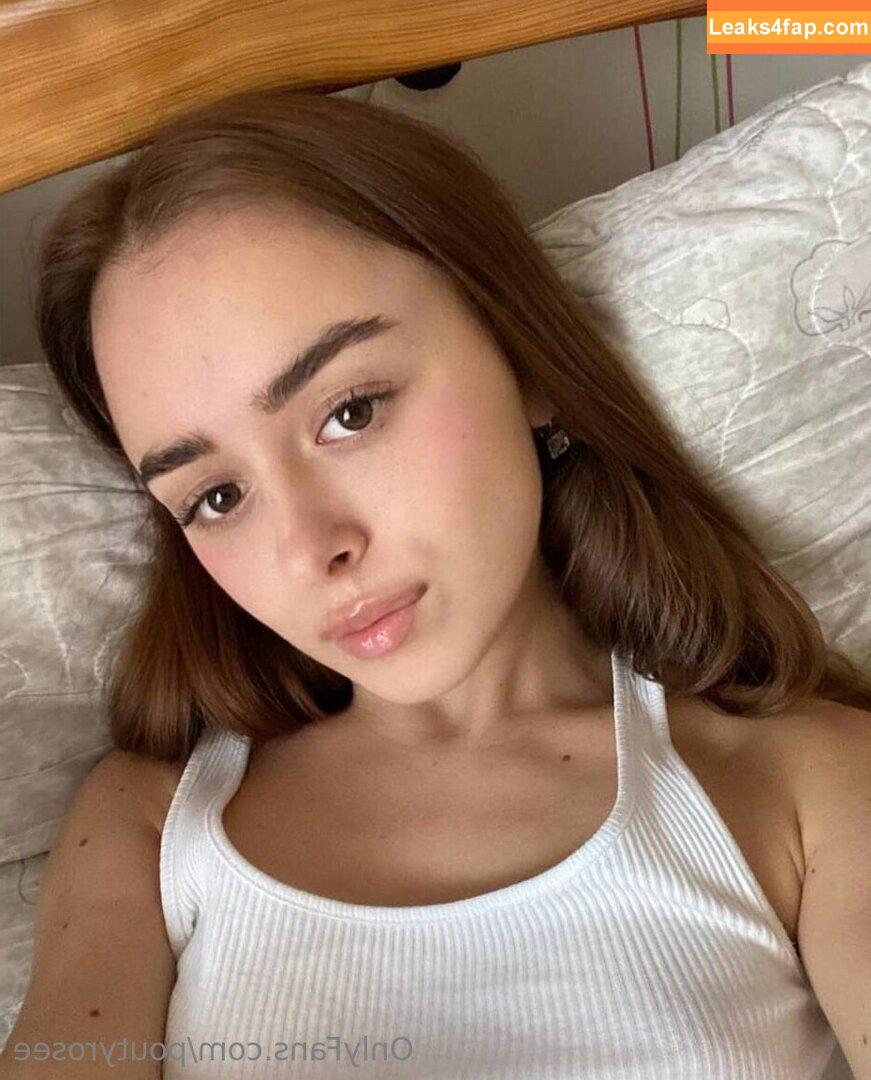 poutyrosee / pouty__official слитое фото фото #0070