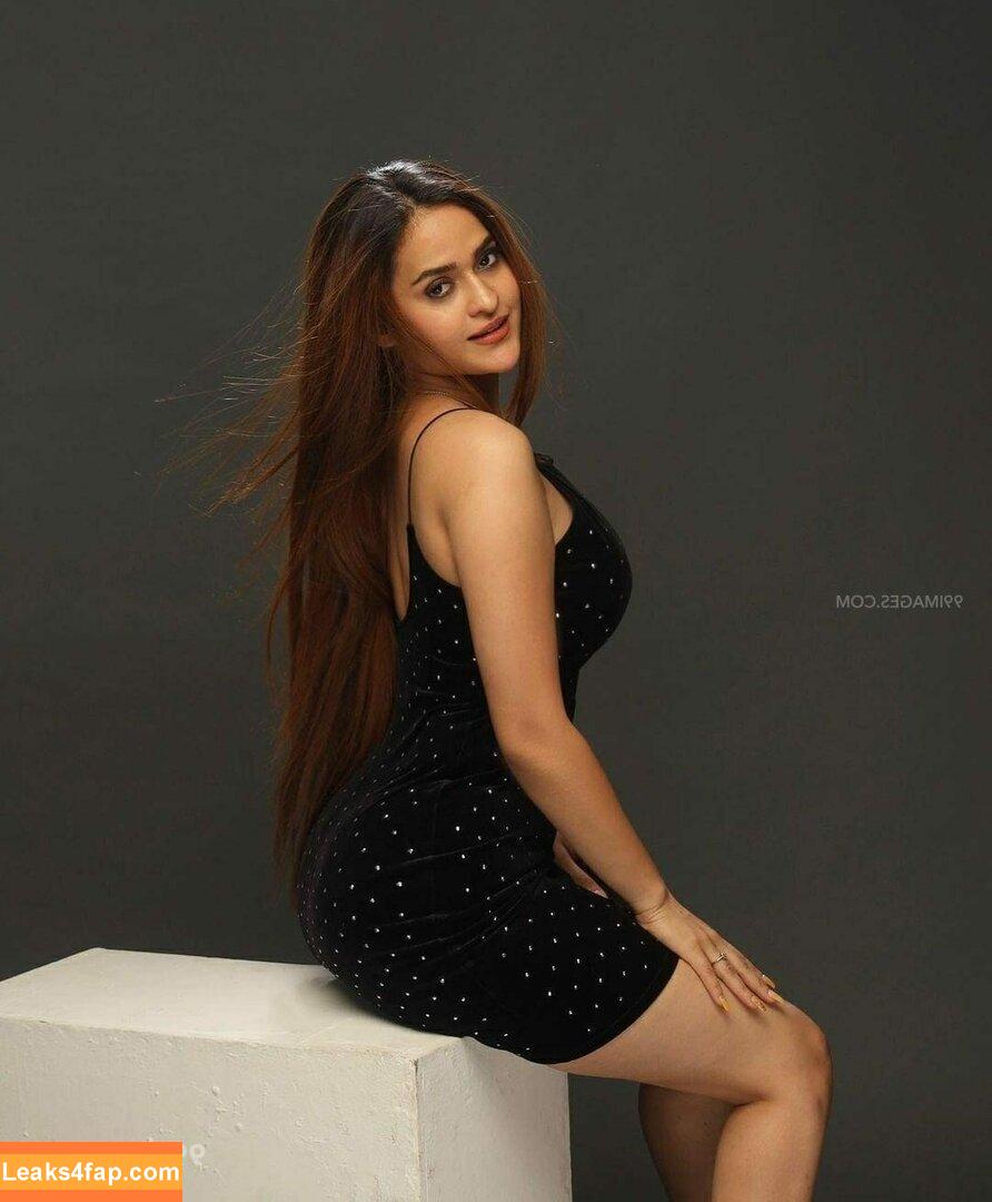 Prajakta Dusane / praju_starlet leaked photo photo #0044