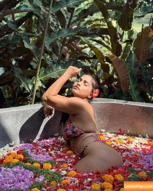 Pratika Sood photo #0084