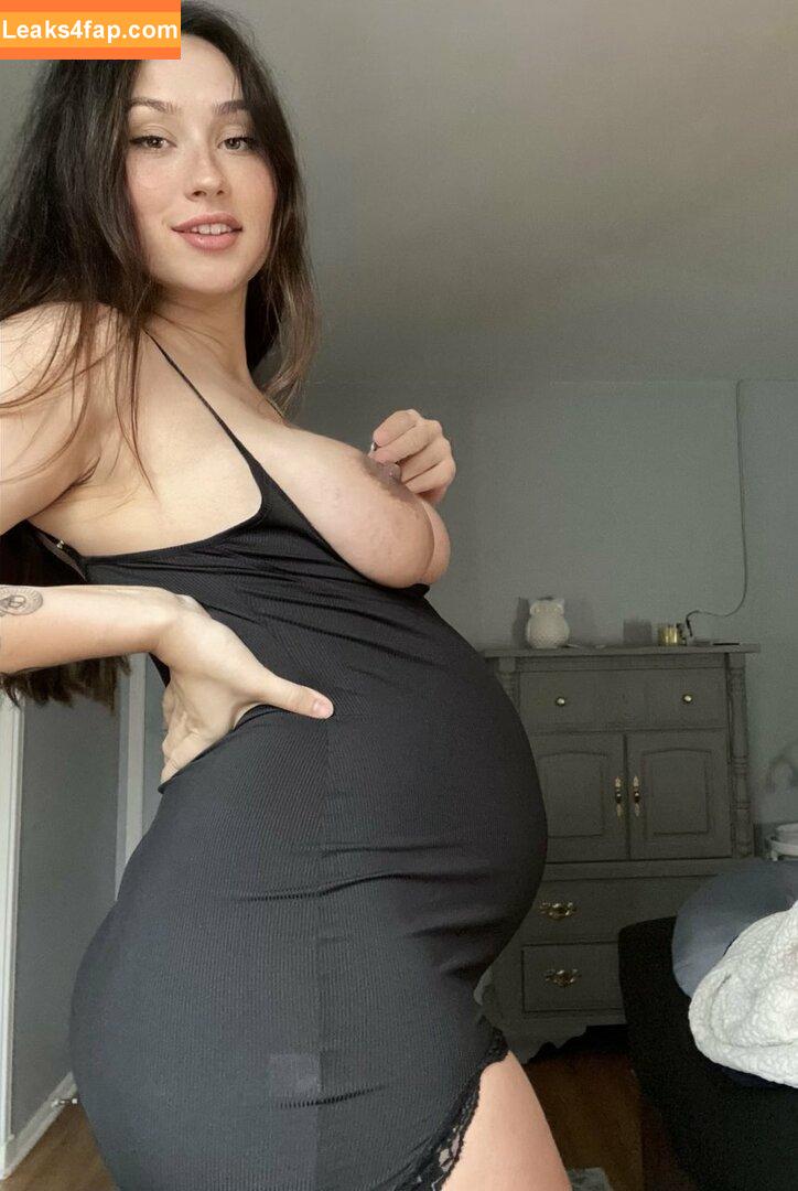 Preggo Alexia / Alexia96 / AlexiaOnMFC / egirls_sexy / pregnantpausepodcast leaked photo photo #0002