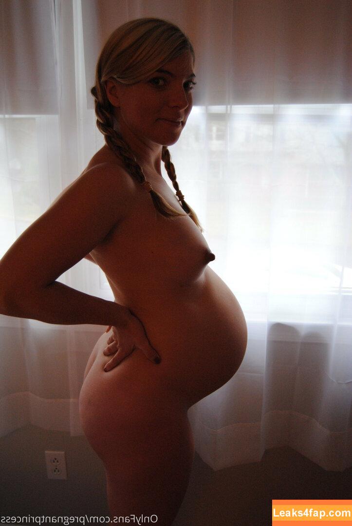 pregnantprincess /  leaked photo photo #0023