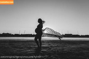 pregnantprincess photo #0076