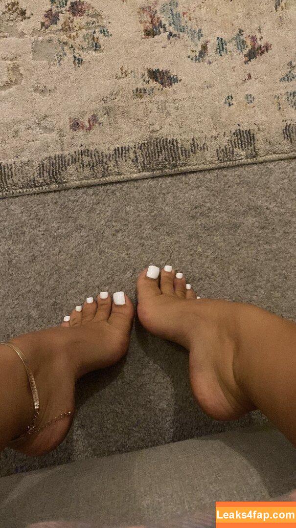 prettiest_toesx / prettiest.toes_ leaked photo photo #0001