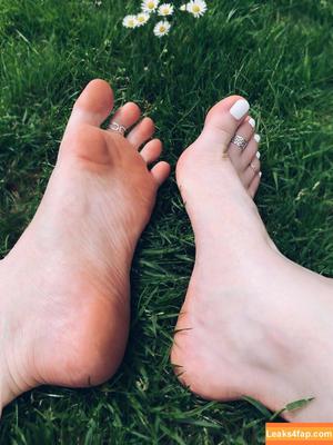 Pretty Feet photo #0054