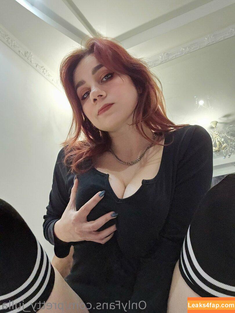 pretty_julia /  leaked photo photo #0027