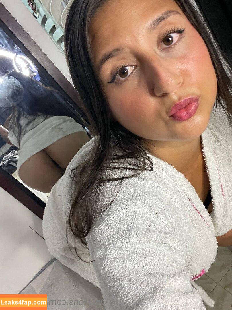 pretty_lau /  leaked photo photo #0023