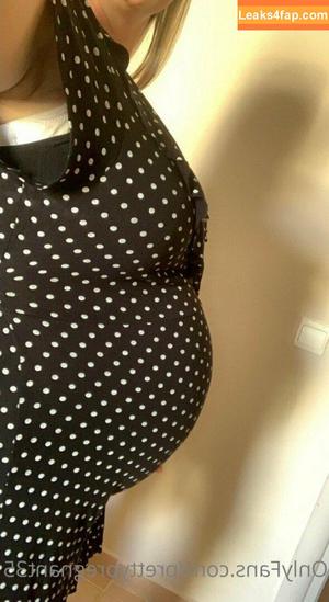 Pretty Pregnant photo #0012