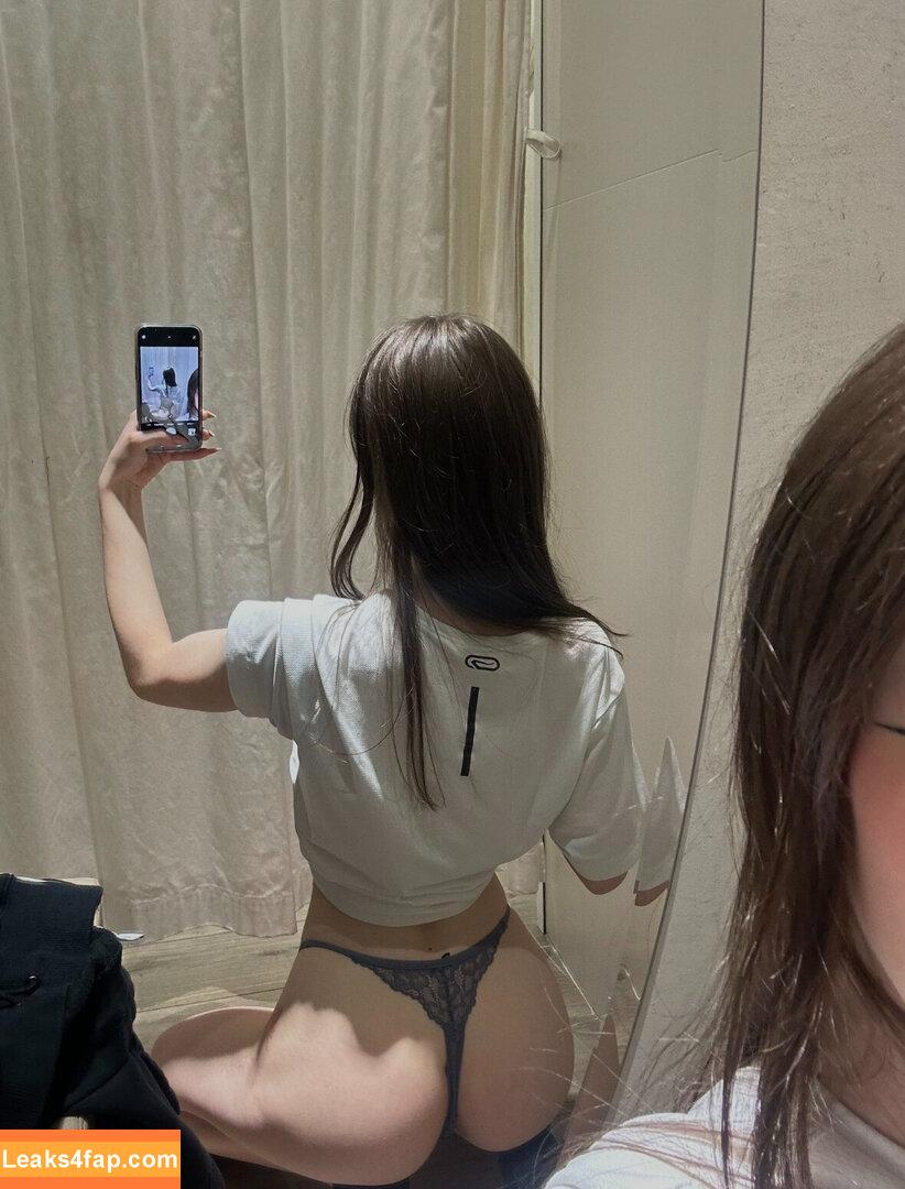 prettyangel11 / ch0colatek1ss leaked photo photo #0001