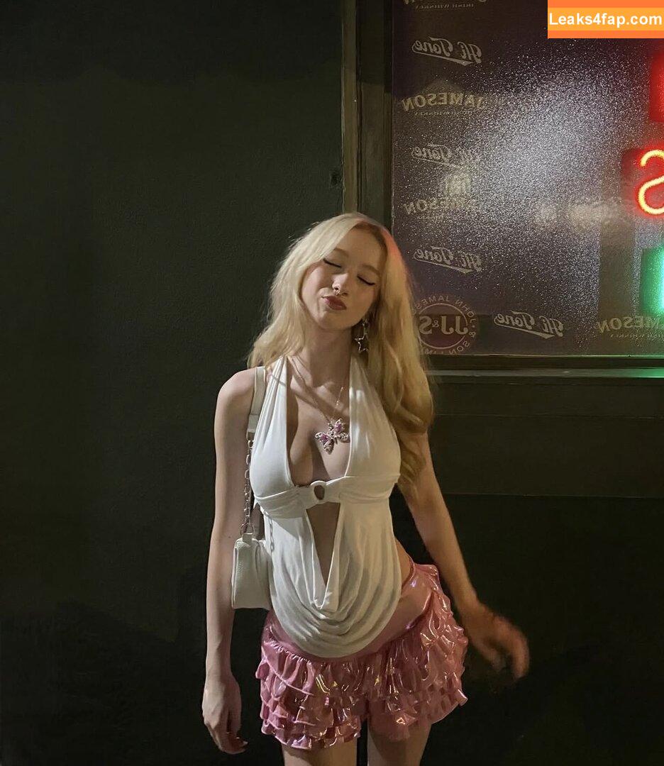 prettyemprinces / __pretty___princess__ / princess781 leaked photo photo #0030