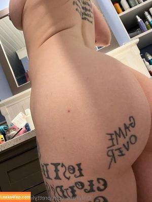 prettylittlefreak13 photo #0179