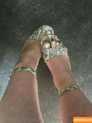 prettyporterfeet photo #0024