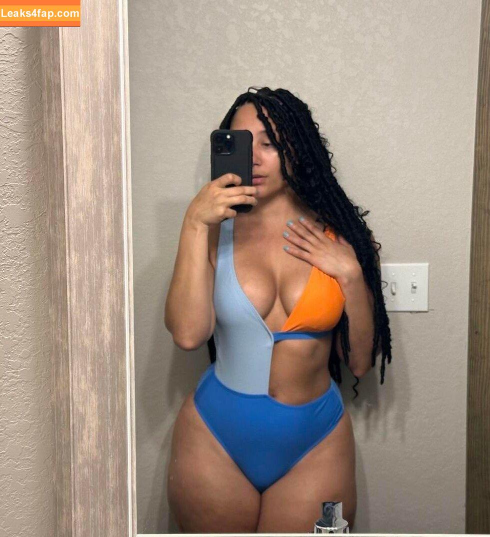 prettywings007 / fitnessbyraven / itsraemonique leaked photo photo #0008