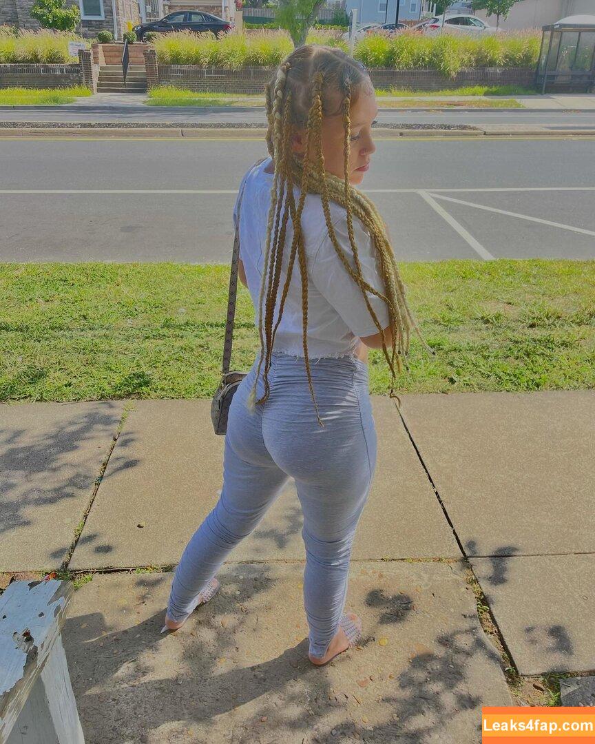 prettyyluhhh.shyann /  leaked photo photo #0002