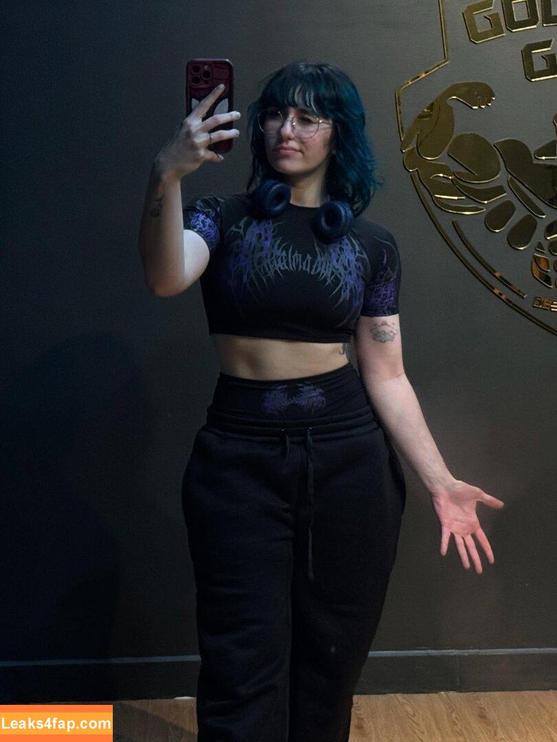 Pricila Canesso / Ciprilared / pricila.rc leaked photo photo #0021