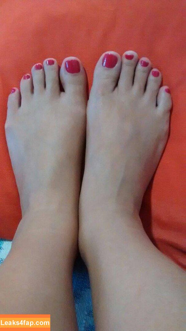 Prii_feet / amorafeet / jenniferfeet leaked photo photo #0437