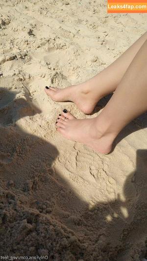 Prii_feet photo #0051