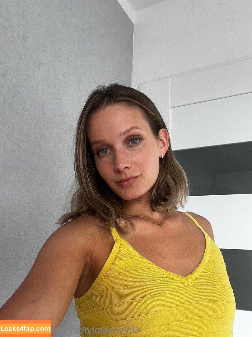 princess_karina /  leaked photo photo #0043