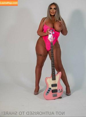 Princess Levi photo #0287