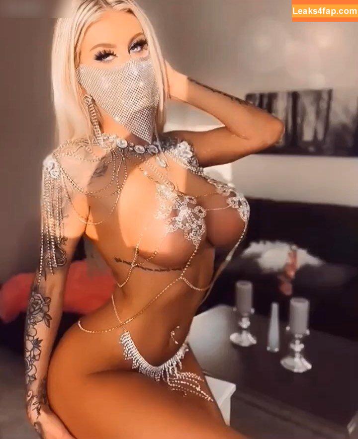 Princess Léonie Alwine / princessleoonie leaked photo photo #0001