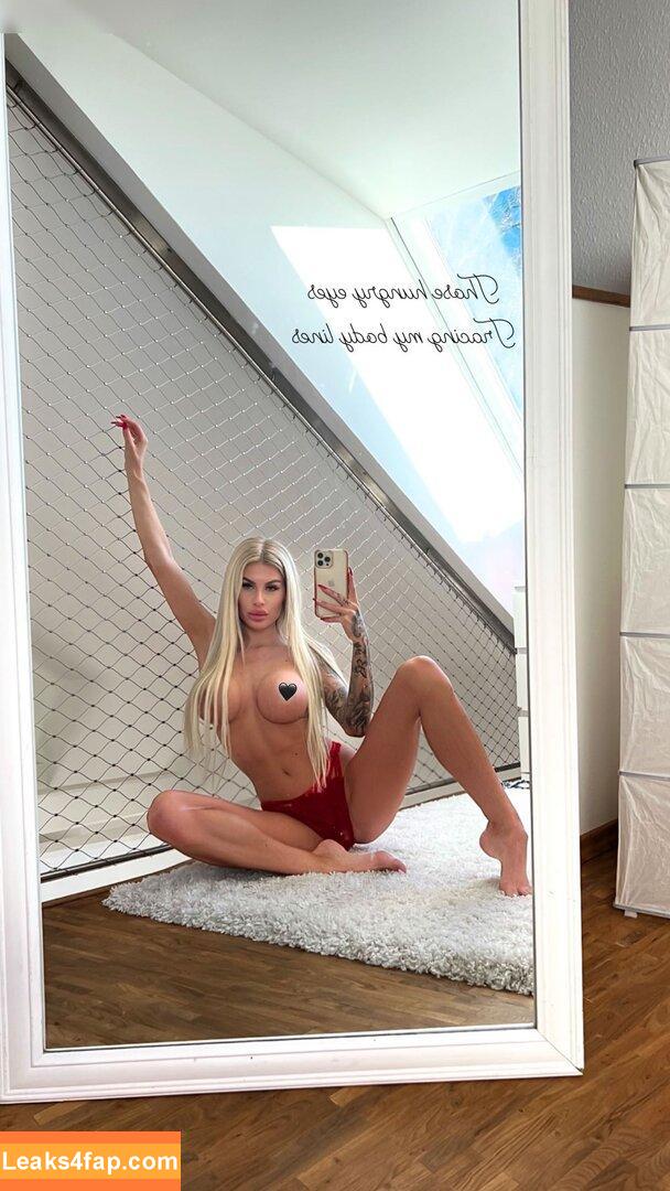 Princess Léonie Alwine / princessleoonie leaked photo photo #0010