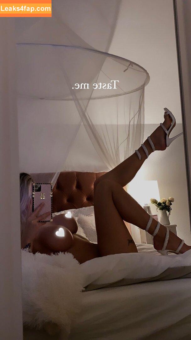 Princess Léonie Alwine / princessleoonie leaked photo photo #0013