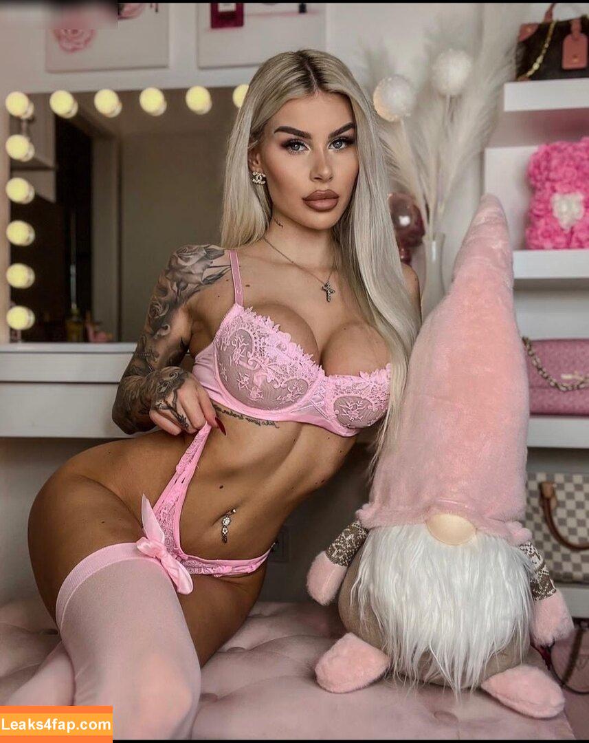 Princess Léonie Alwine / princessleoonie leaked photo photo #0078