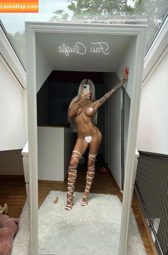 Princess Léonie Alwine / princessleoonie leaked photo photo #0083