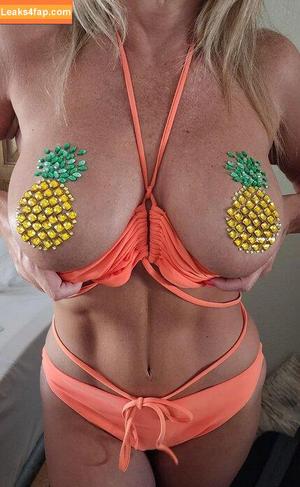 Princess Pineapple photo #0054