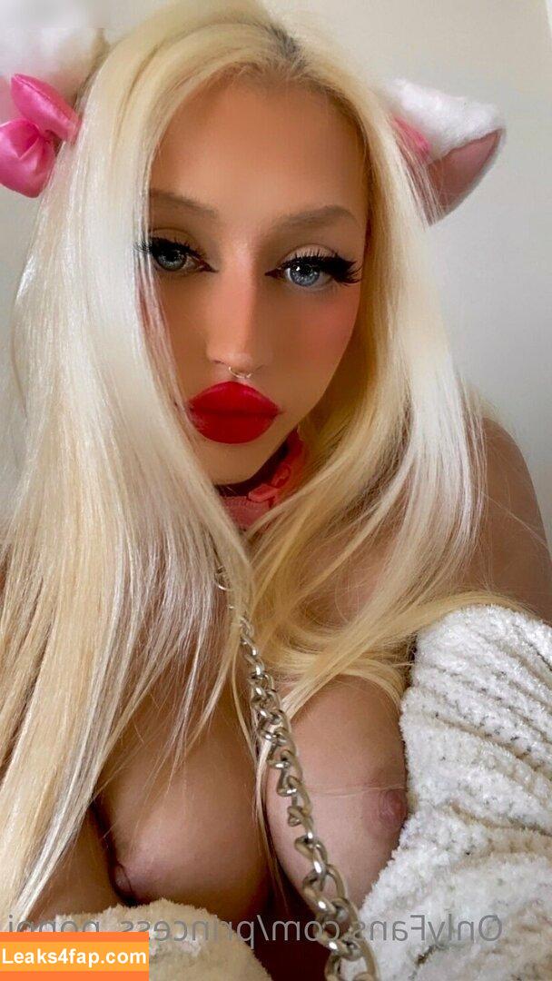 Princess_Poppi / Poppidoux / daisywaifufree / princess_poppy_vt leaked photo photo #0207