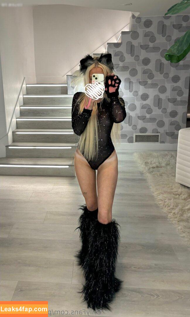 Princess_Poppi / Poppidoux / daisywaifufree / princess_poppy_vt leaked photo photo #0257