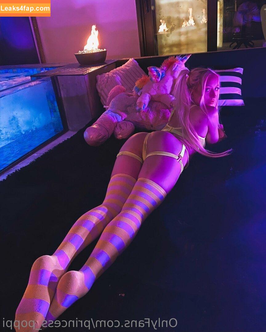 Princess_Poppi / Poppidoux / daisywaifufree / princess_poppy_vt leaked photo photo #0315