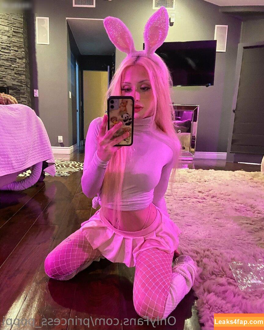 Princess_Poppi / Poppidoux / daisywaifufree / princess_poppy_vt leaked photo photo #0329