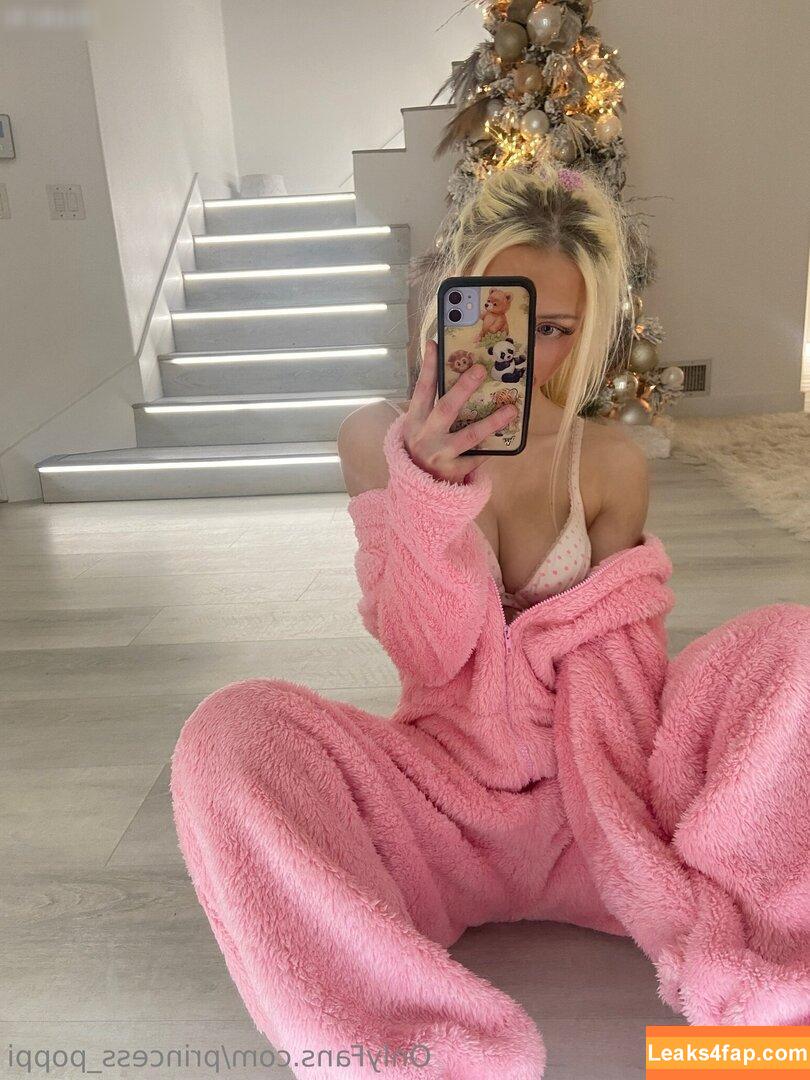 Princess_Poppi / Poppidoux / daisywaifufree / princess_poppy_vt leaked photo photo #0355
