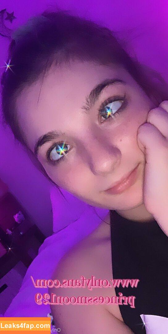 princessmoon129 / Stonedmoon / princessmoon129x / stoner_sexual leaked photo photo #0003