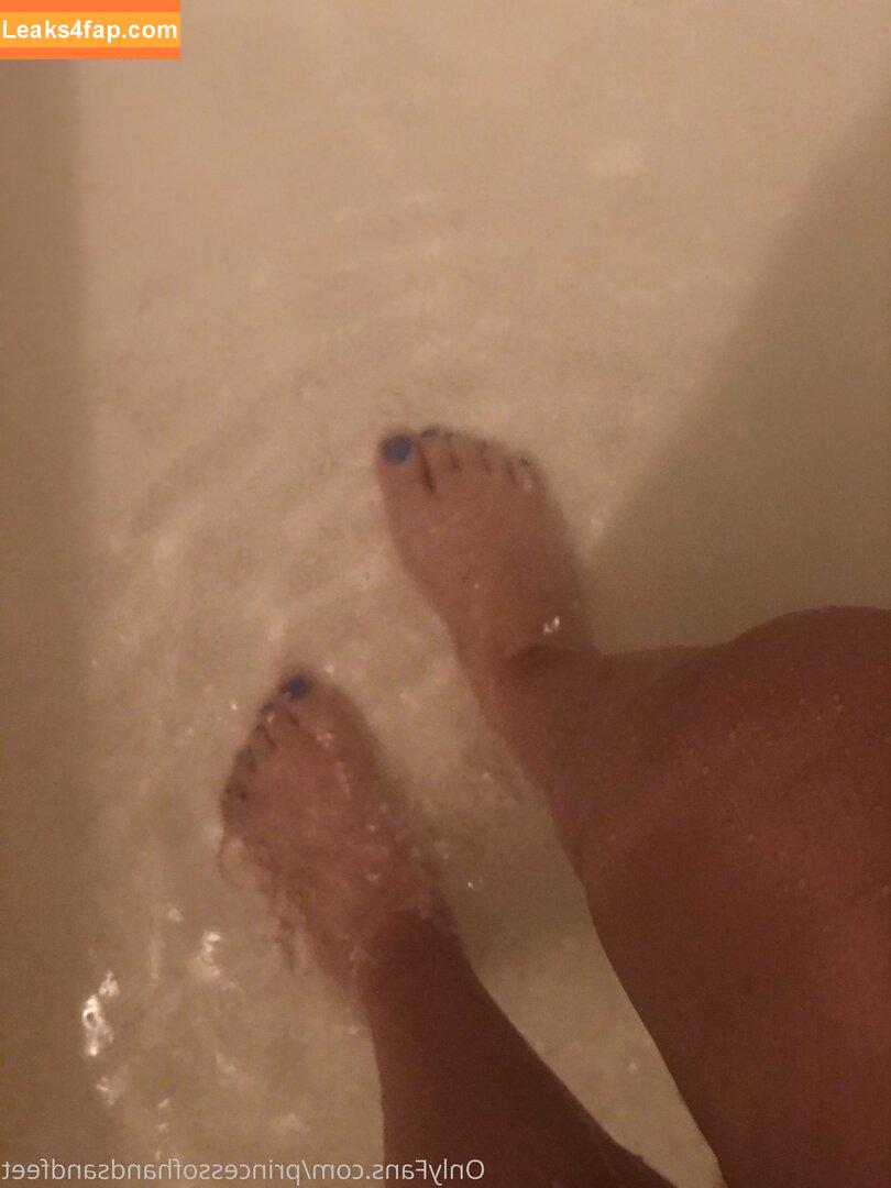 princessofhandsandfeet / princess_feet_37 leaked photo photo #0028