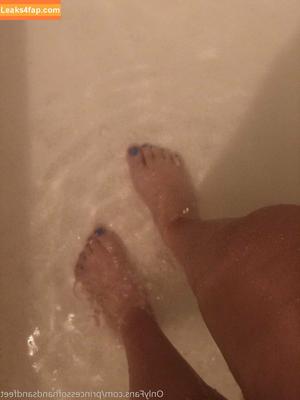 princessofhandsandfeet photo #0028