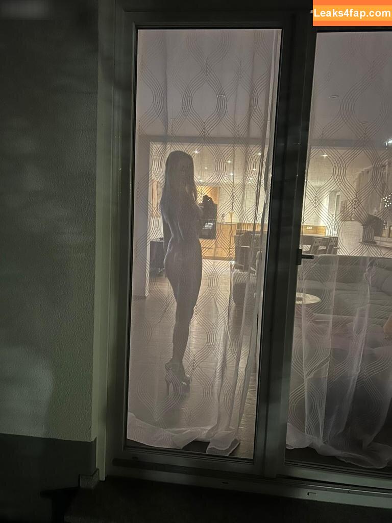 Prinzessin Irina Killerbraut / anikigirl777 / xi._xiiiina leaked photo photo #0105