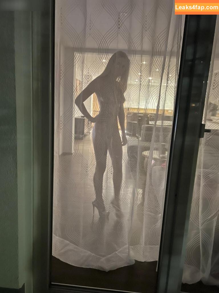 Prinzessin Irina Killerbraut / anikigirl777 / xi._xiiiina leaked photo photo #0108